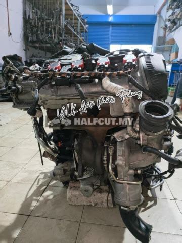 AUDI A4 B8 1 8 CDH ENGINE COMPLETE NGB Halfcut Malaysia Kuala Lumpur