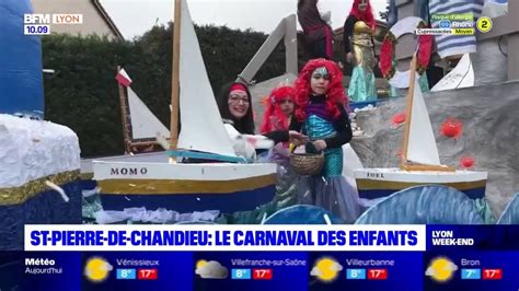 Rhône le carnaval des enfants de Saint Pierre de Chandieu