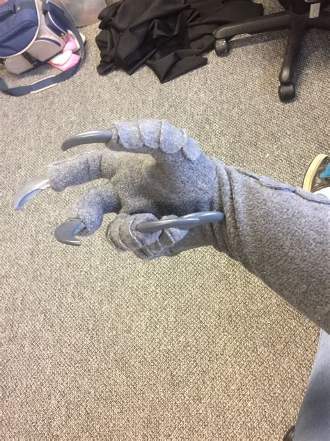 Cosplay Claw Gloves Tutorial Costplayto