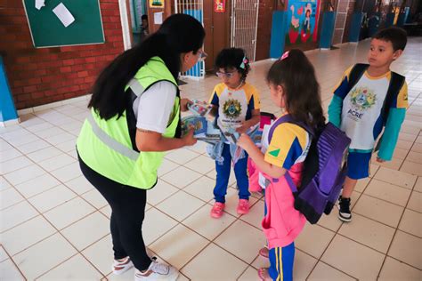 Na volta às aulas Detran realiza ações educativas em escolas