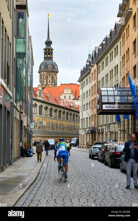 Das Hotel In Der Innenstadt Fotos Und Bildmaterial In Hoher Aufl Sung