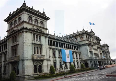 Invertir N Millones De Quetzales En La Renovaci N Del Interior Del