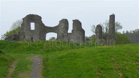 Pictures of Newcastle Emlyn Castle, Open daily, free admission - See ...