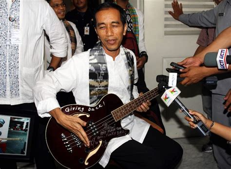 Int'l musicians support Jokowi on Twitter, FB