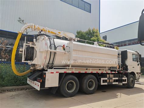 Shacman X F Vacuum Suction Tanker Truck With Tons Capacity