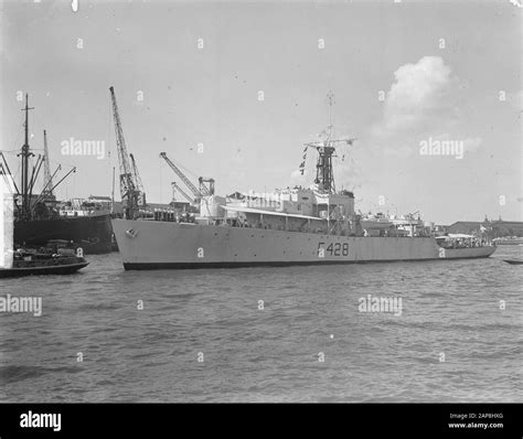 British Frigate Loch Alvie Hi Res Stock Photography And Images Alamy