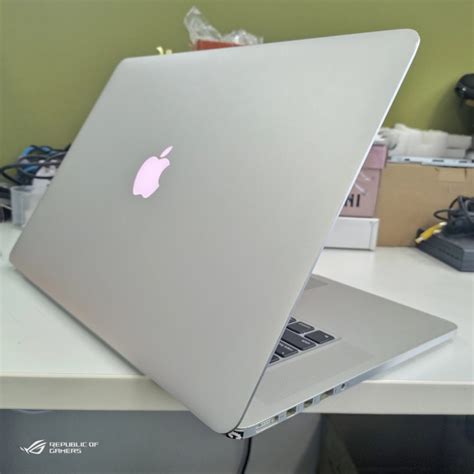 Jual Macbook Pro Retina Layar K In Core I Ram Gb Dual Vga