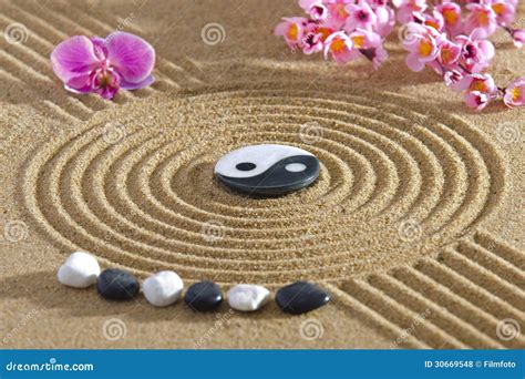 Japan Zen Garden Stock Photo Image Of Meditation Asia 30669548