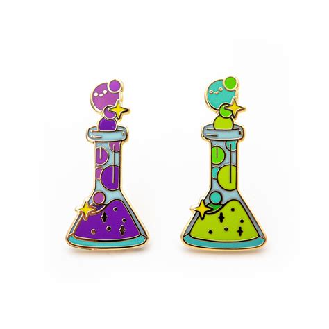 Bubbly Liquid Pin Science Potion Flask Enamel Pin Etsy Nederland