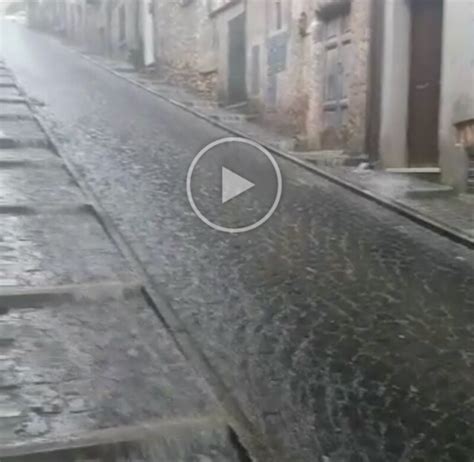 METEO CRONACA DIRETTA VIDEO Nubifragio Con Grandine Alle Porte Di Roma