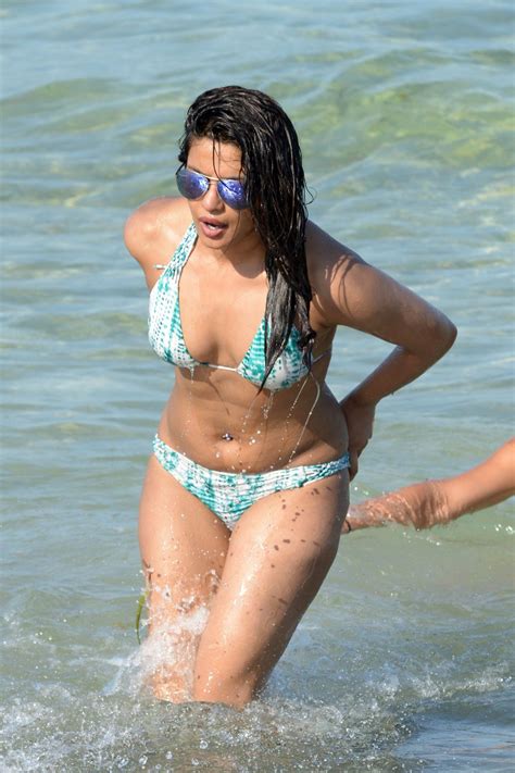 Priyanka Chopra In Bikini On The Beaches In Miami FL 05 15 2017