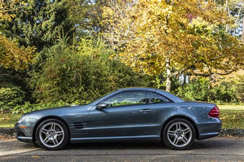 2006 Mercedes SL500 - Silver Arrow Cars Ltd.