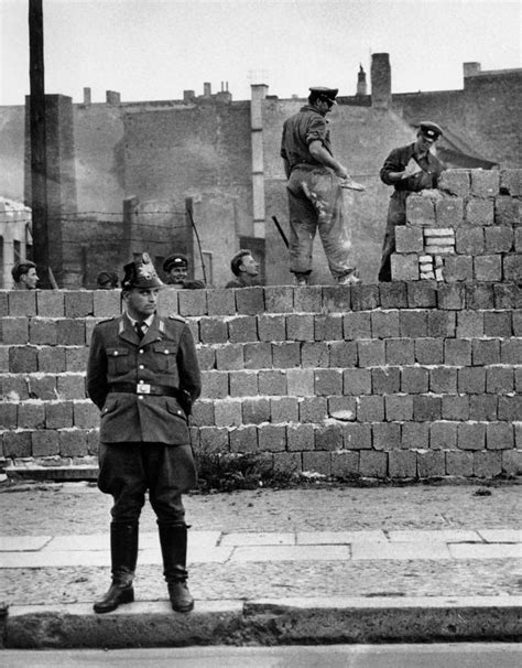 Muro De Berlín Cómo Y Por Qué Se Construyó