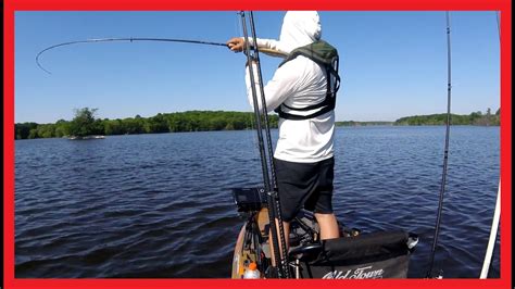 Kayak Bass Fishing PROVEN Jighead Minnow Strolling Technique Tips