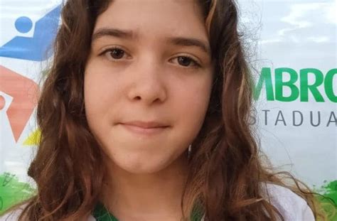 Menina De Anos Morre Afogada Ao Tentar Salvar Irm De Anos Que