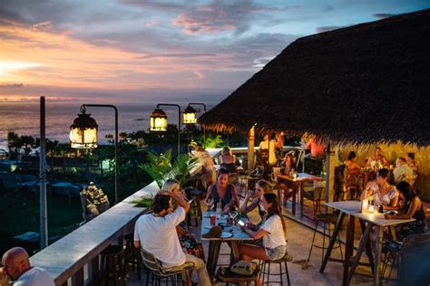 10 Bali Bars And Beach Clubs Perfect For Both Day And Night Klook Travel Blog