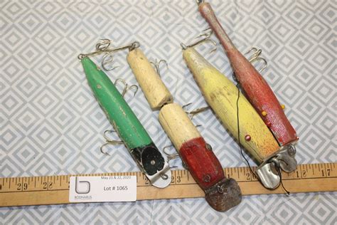 4 Times The Money Vintage Wooden Fishing Plugs Bodnarus Auctioneering