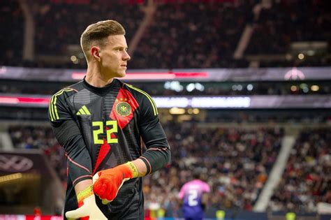 Neue Dfb R Ckennummern Der Nationalmannschaft Von Ter Stegen Bis Can