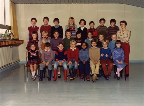 Photo de classe CE1 1982 1983 de 1982 Ecole Frédéric Mistral Copains