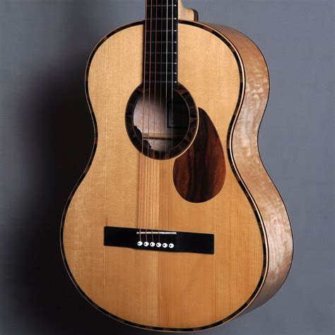 Small Folk Guitar Atelier De Lutherie Philippe Berne