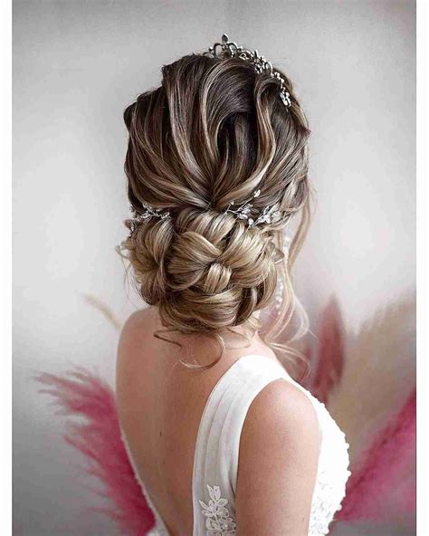 Vintage Wedding Hairstyles For Medium Length Hair