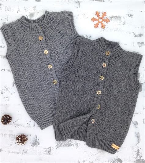 Детские жилетки | Fashion, Sweaters
