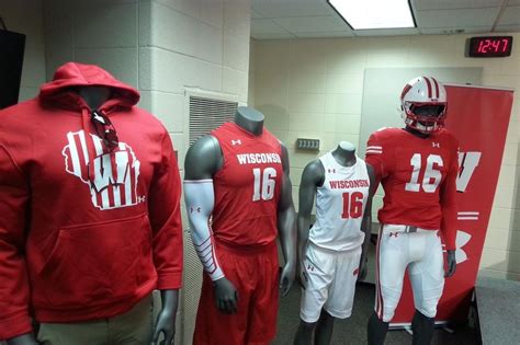 Wisconsin football: Badgers, Under Armour unveil new uniforms