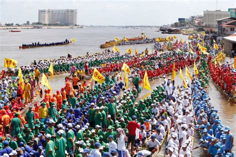 倒计时！柬埔寨将花式庆祝送水节：演唱会、烟花、水上市场、游船 Tnaot