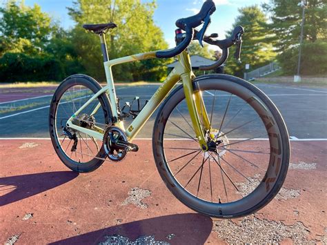 Super Aero Carbon Spokes Finish New Cadex Ultra Wheelset