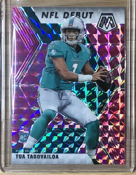 2020 Panini Mosaic Tua Tagovailoa RC 262 NFL Miami Dolphins Pink Camo