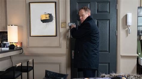 ITV Corrie Spoilers: Ryan Is In Danger And Major Character Leaves The Street