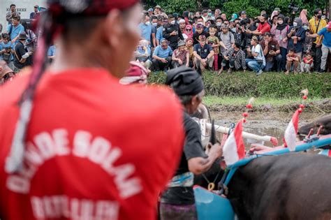 Menparekraf Ajak Wisatawan Nikmati Keindahan Alam Dan Budaya Desa