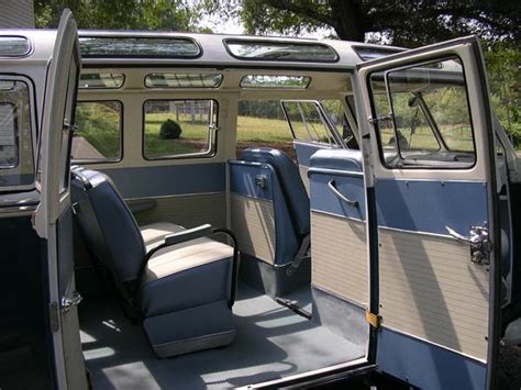 Classic VW Bus 21 Window - Classic Auto Restorations