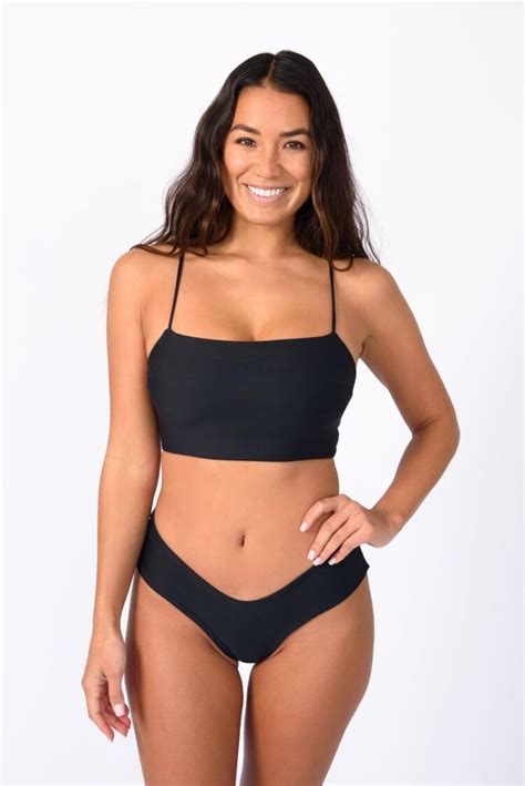 5 Hot Sexy Shaylo Bikini Pics