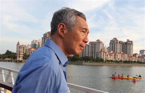 Singapore Senior Minister Lee Hsien Loong Attends Funeral Wake Of