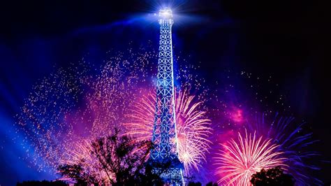 Eiffel Tower with fireworks - backiee