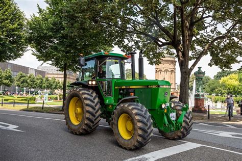 Traktorparade Durch Mannheim So Feierte John Deere 100 Jahre