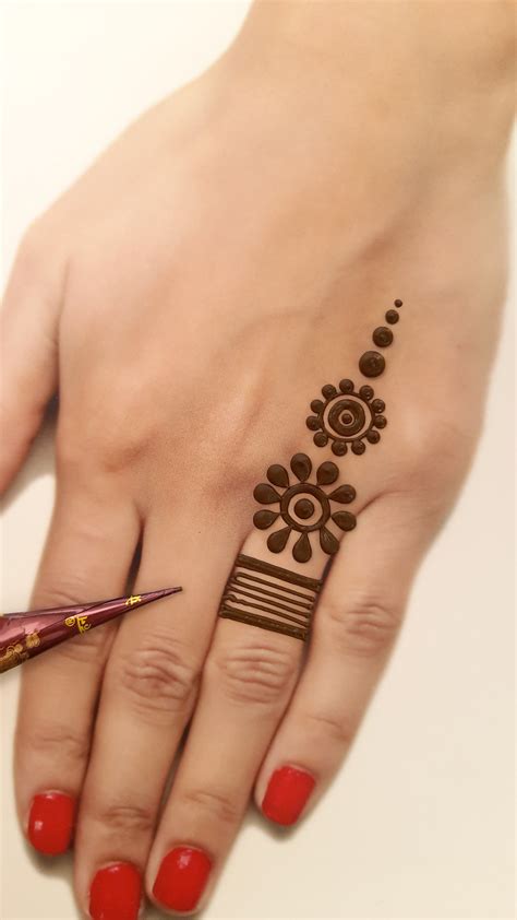 Ring Finger Mehndi Designs Easy Henna Designs For Fingers