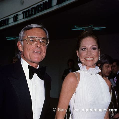 Nbc Exec Grant Tinker With His Ex Wife Actress Mary Tyler Moore In The