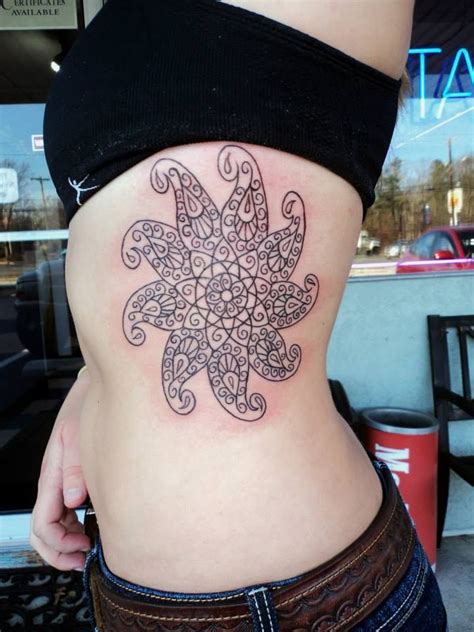 Henna Tattoo By Diane Lange Moonlight Tattoo Tattoos Henna Tattoo