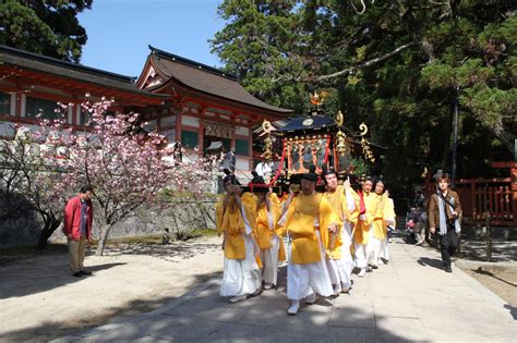 41314土日神幸式、稚児行列の御案内。 ｜ 夫婦の宮、香椎宮