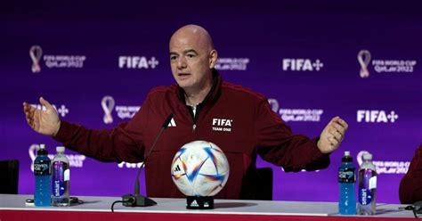 Gianni Infantino in bizarre World Cup speech as he compares his red ...