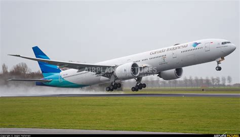 Pk Gih Garuda Indonesia Boeing 777 300er At Amsterdam Schiphol