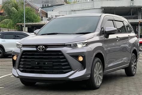 Mengintip Adu Kenyamanan LMPV Toyota Avanza Vs Mitsubishi Xpander