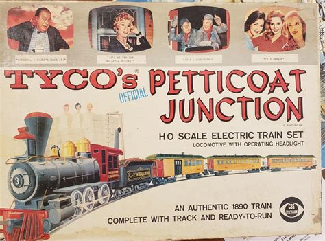 Lot Vintage Tyco Petticoat Junction Ho Scale Electric Train Set In