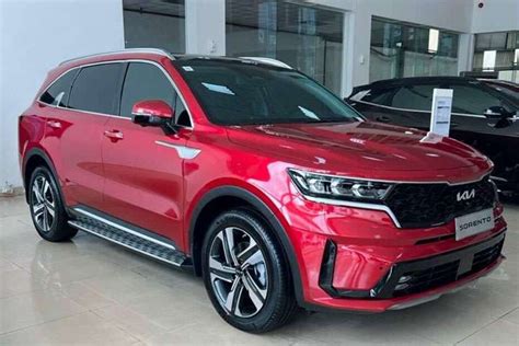 Kia Sorento màu Đỏ 2023 hình ảnh thực tế báo giá lăn bánh newcar vn