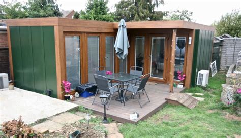 L Shape Garden Annexe 24 X 1212 X 8 Cost £50000 All In