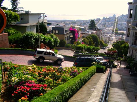 Lombard Street (Crookedest Street) in San Francisco, California - Kid ...