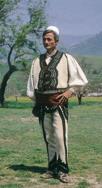 Albanian Folk Costumes Veshje Popullore Shqiptare Gjon M Kurbin