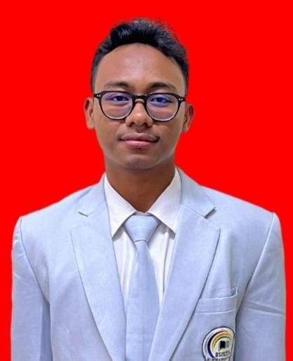 RIFQY YASIN SAPUTRA Ketua OSIS MAN 4 Jakarta Selatan Periode 2022 2023